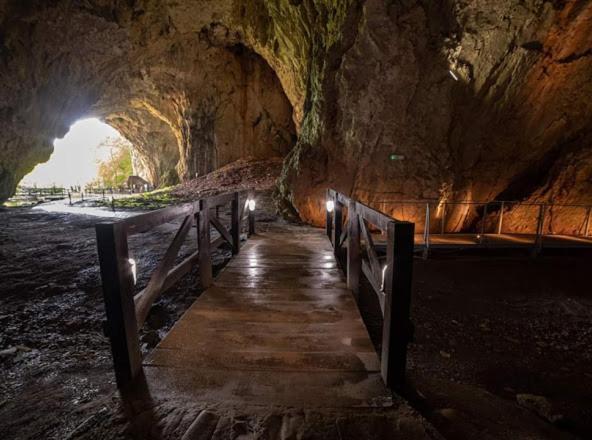 Seoski Turizam Melovic Rozanstvo Buitenkant foto