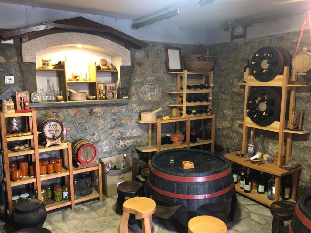Seoski Turizam Melovic Rozanstvo Buitenkant foto