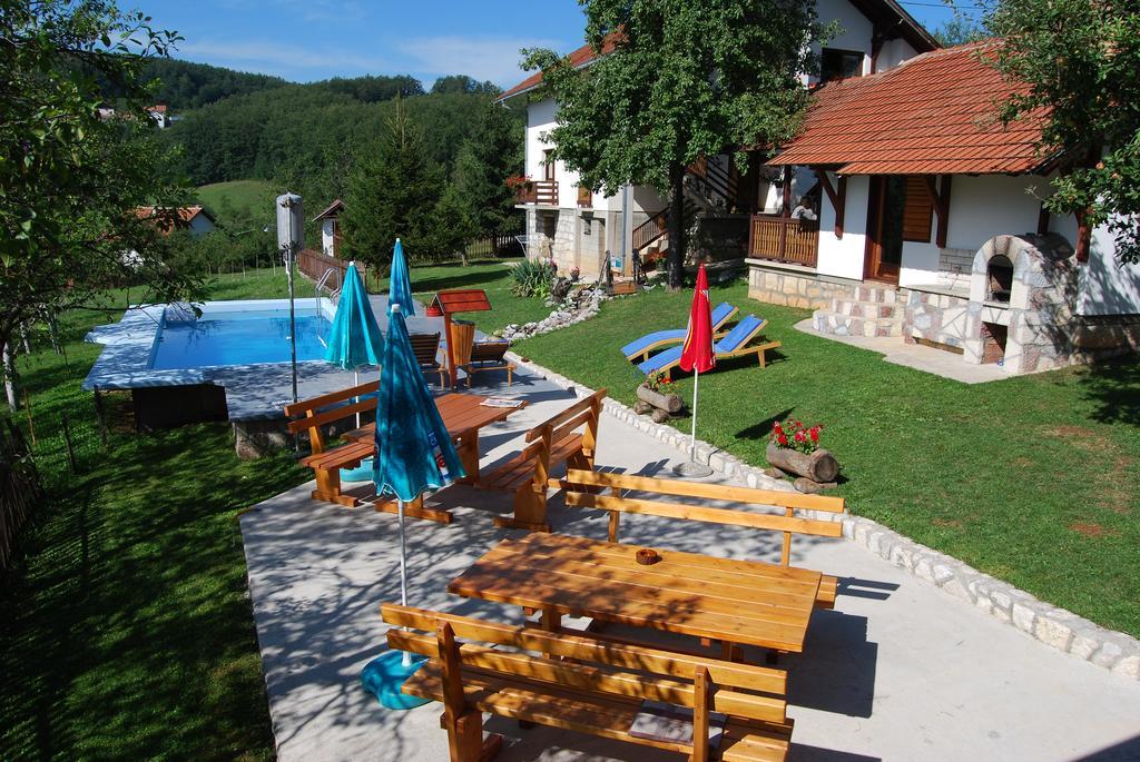 Seoski Turizam Melovic Rozanstvo Buitenkant foto